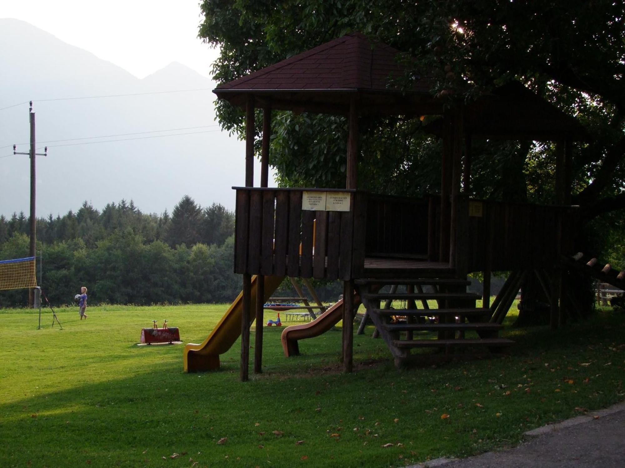 Hotel Landhof Simeter Gmbh Spittal an der Drau Extérieur photo